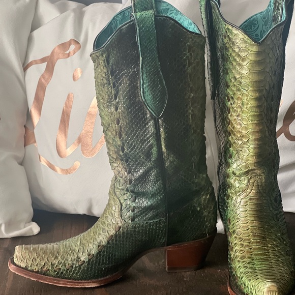 Corral Boots Shoes - Green Snakeskin Western Boots